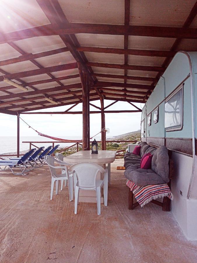 Caravan Fishing Spot Porto Roxa Agios Leon Exterior foto